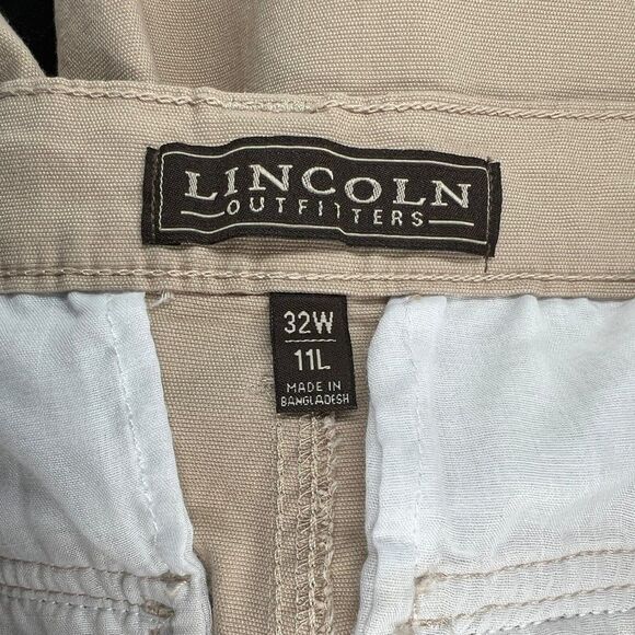 Lincoln Outfitters Men's Tan Cargo Shorts - Picture 9 of 11